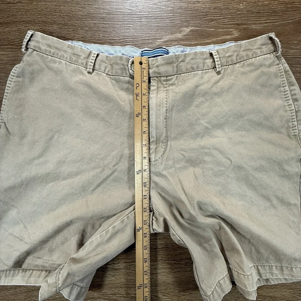 Peter Millar Mens Shorts Khaki Beige Pima Cotton Size 42 Flat Front Casual Golf